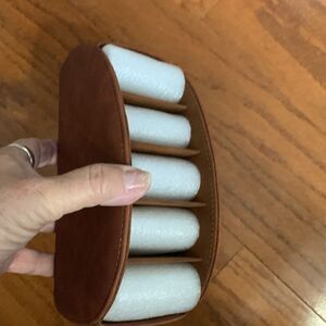 Remote control holder – FIVE compartments